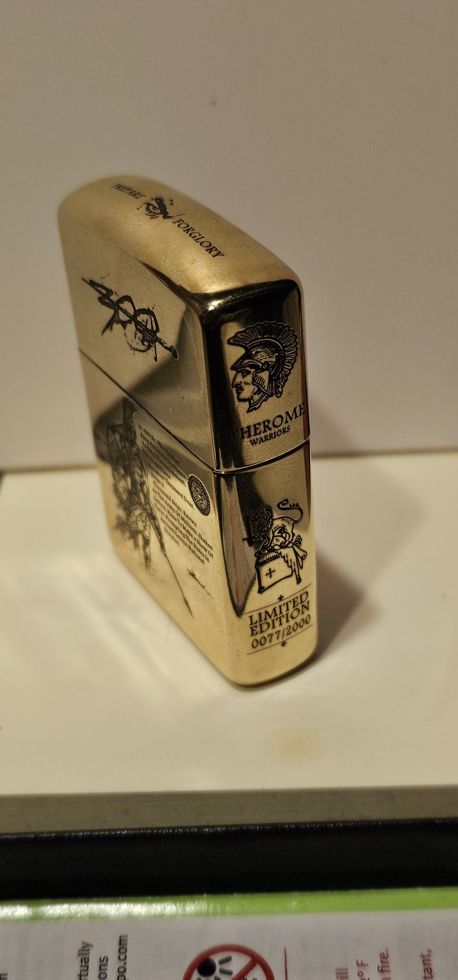 Zippo Limited Edition - Armor Brass - Engraved - 300 Sparta Warriors