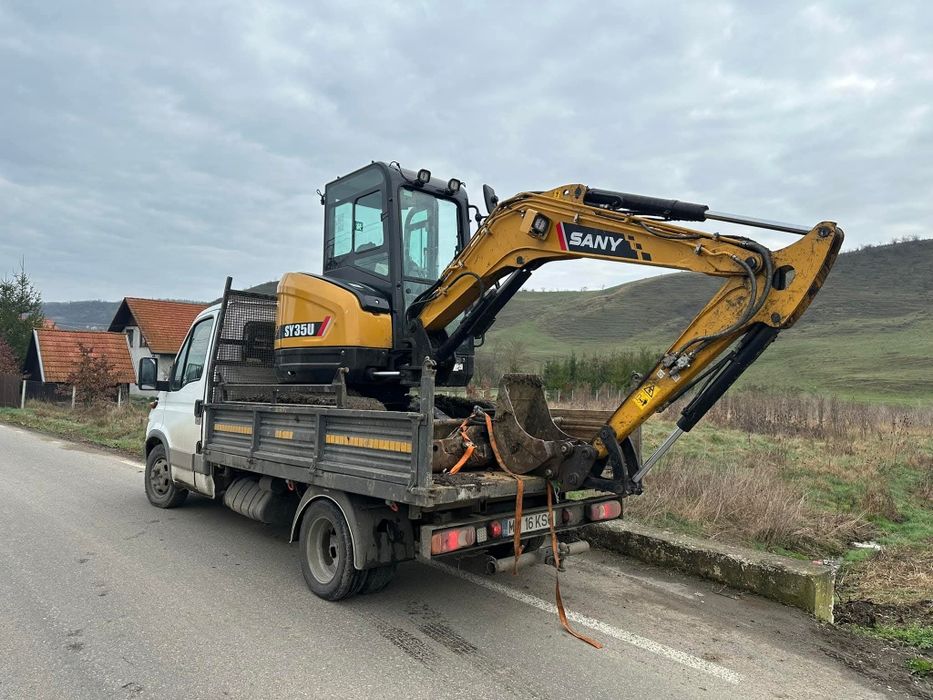 Închirieri utilaje cu operator – miniexcavator, buldoexcavator, bascul