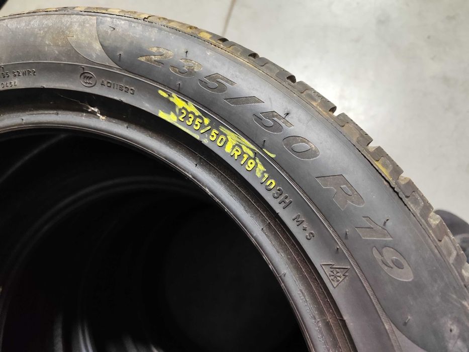 4бр. зимни гуми 235/50/19 Pirelli