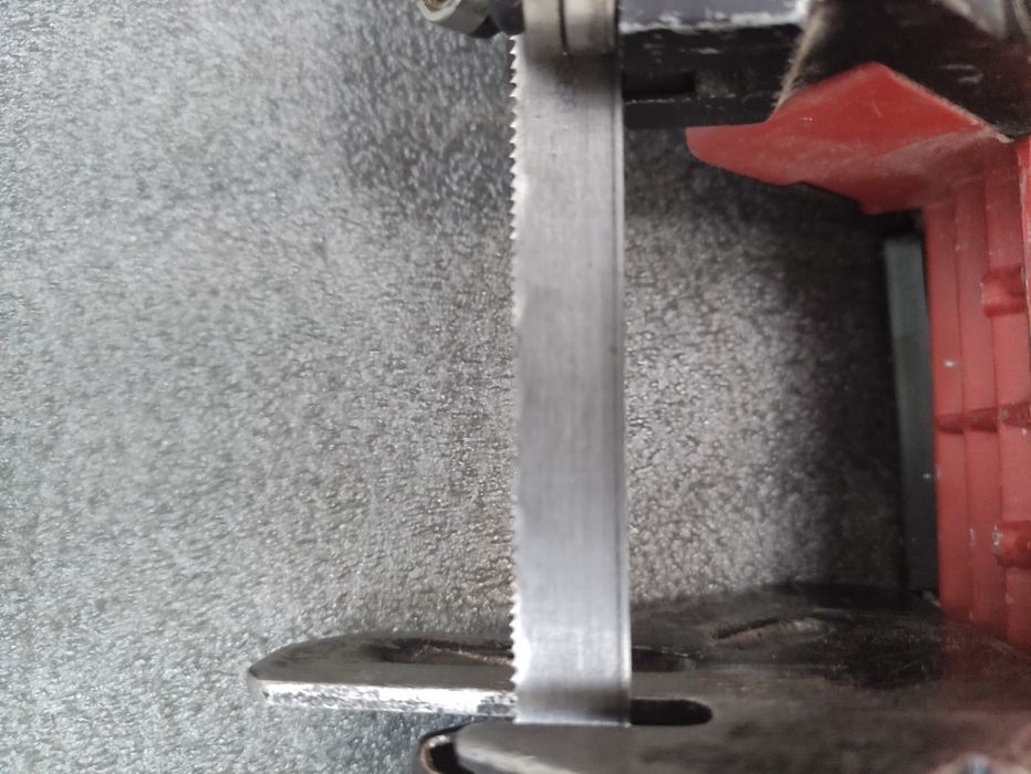 Fierăstrău bandă pamblica Hilti SB 4-A22