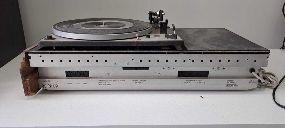 Tandberg TR 220 amp Muzica