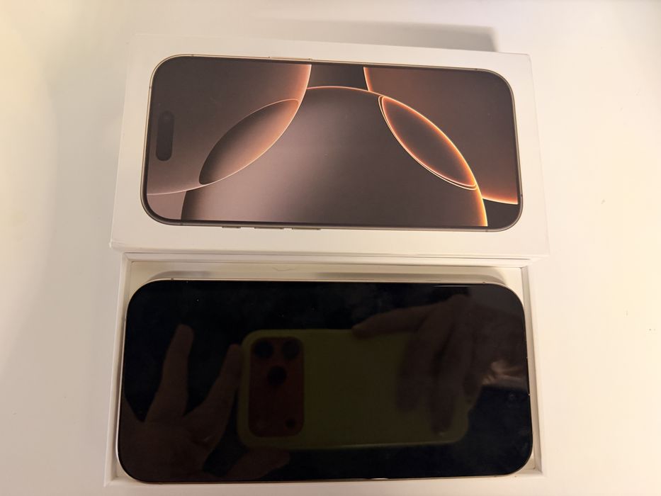 De vanzare Iphone 16 pro