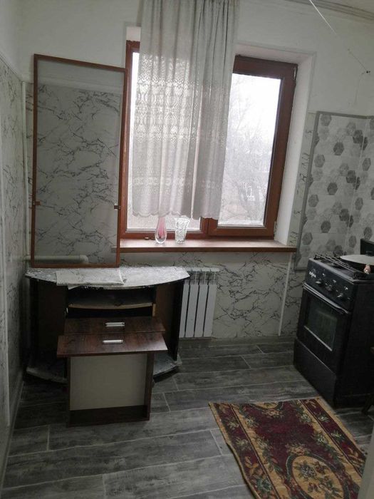 Продаётся 1-х комнатная квартира, БЕЗ МАКЛЕРА, Октябрь