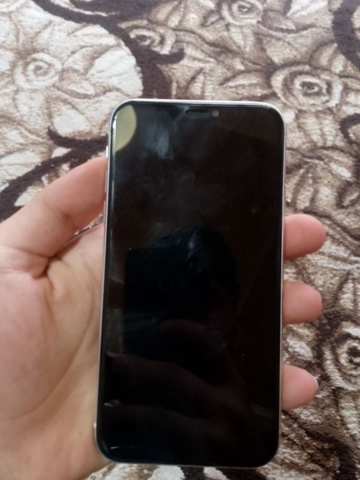 Iphone xr sotiladi