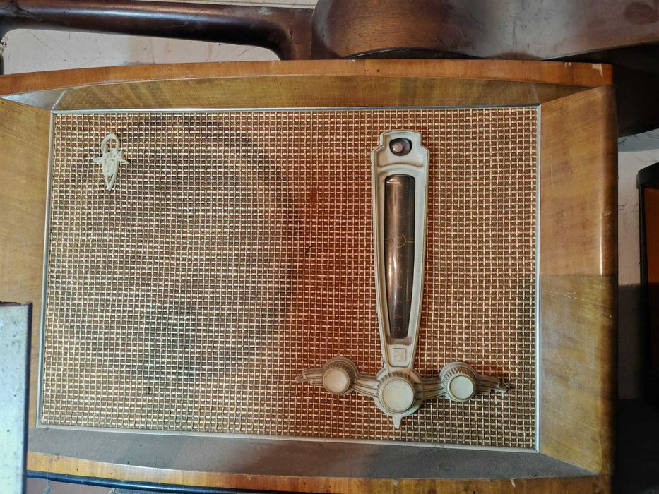 Radio-uri cu Lămpi Vintage - Grundig & Loewe Opta Komet Piese Colecție