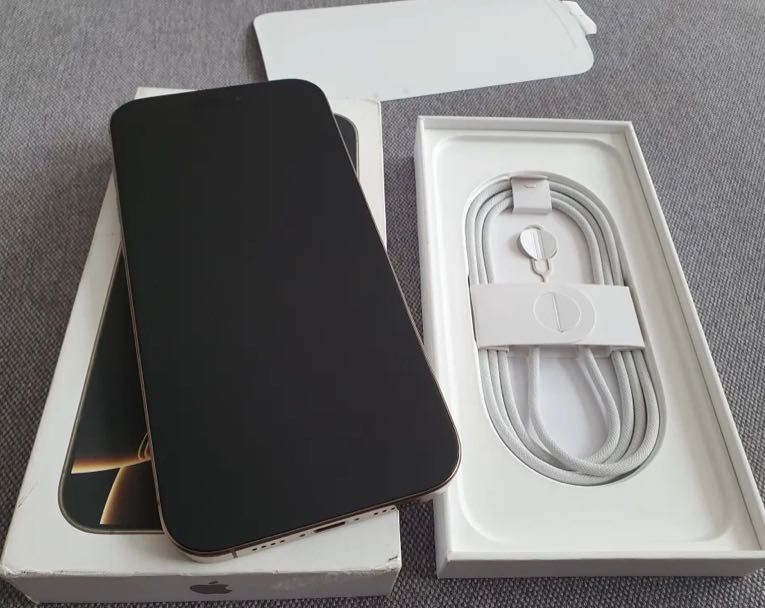 НОВ iPhone 16 Pro Max 512 GB Desert Titanium (има гаранция)