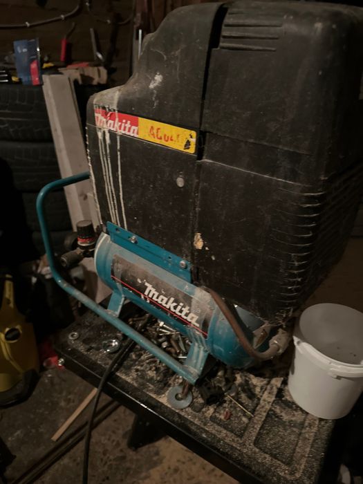 Vand compresor makita