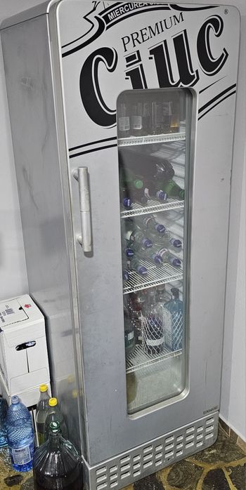 Vitrină Frigorifica
