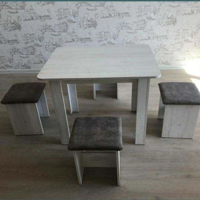 Продаются новые кухонные столы, табуретки. От Производителя .