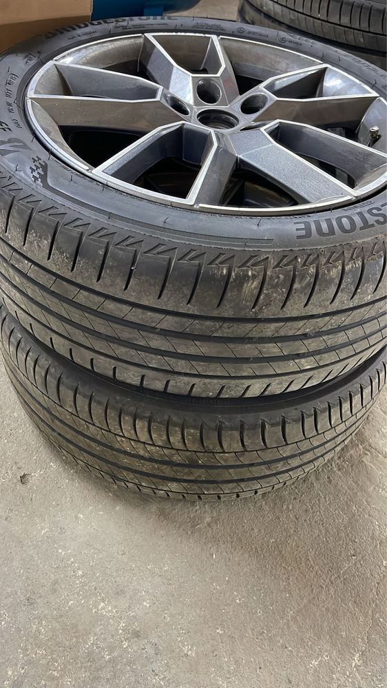 Anvelope vara 225 50 18 foarte bune