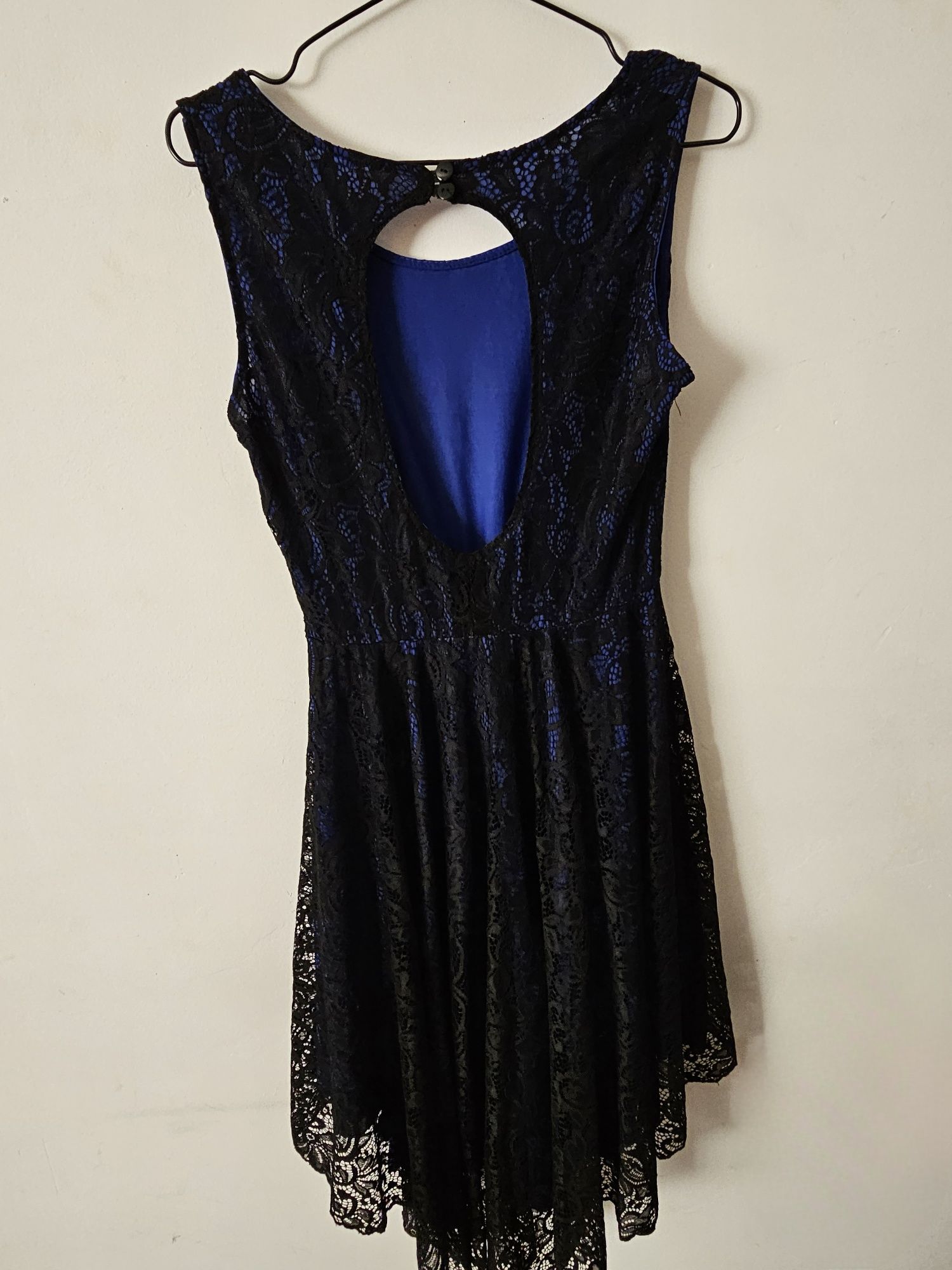 Rochie albastra cu dantelă neagră