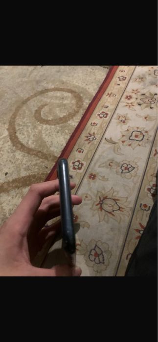 Айфон хр 128 гб.