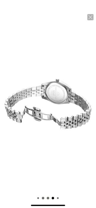 Дамски часовник.