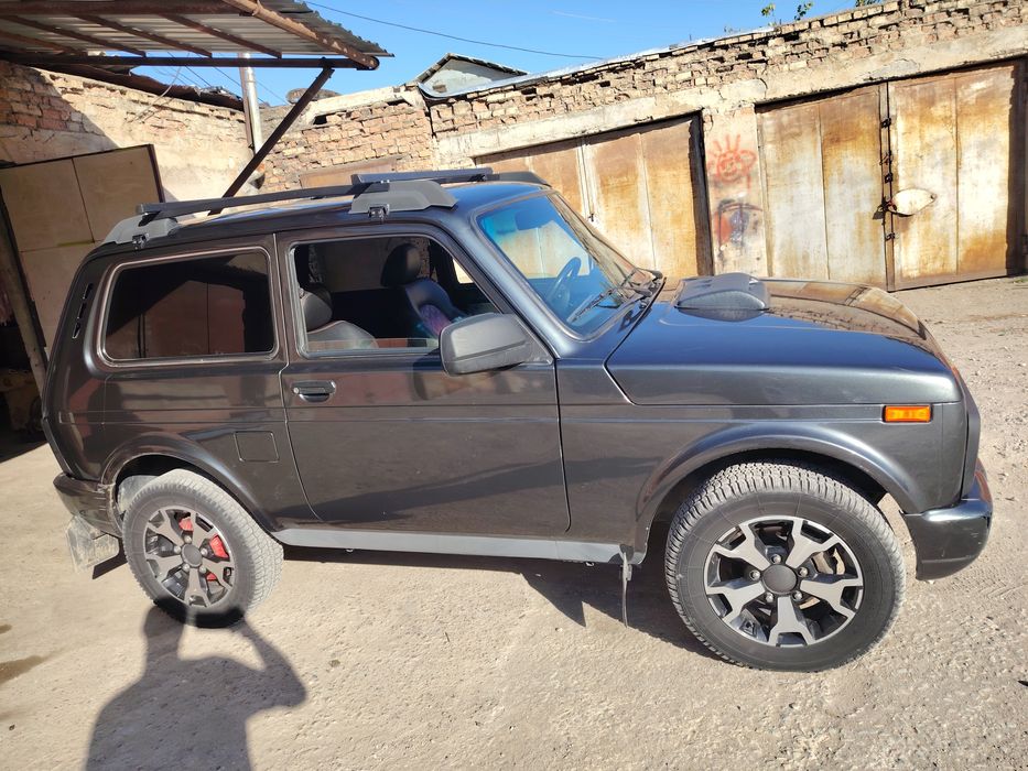 Niva urban srochna