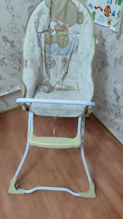 Продам детский стульчик для кормления