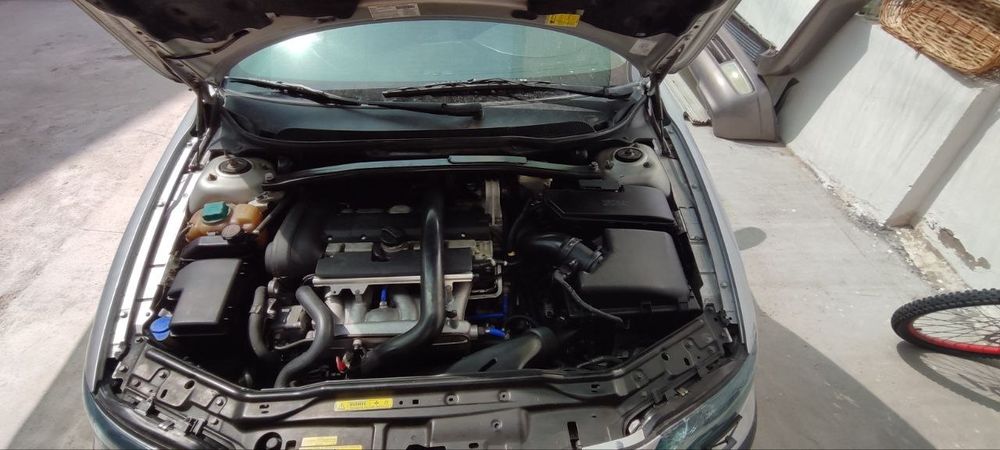 Продам свою Вольво s 60 АКПП в аварийке!