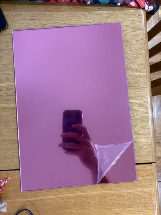 Плексиглас 3мм: Бял, Червен, Огледален златен, сребърен и розов