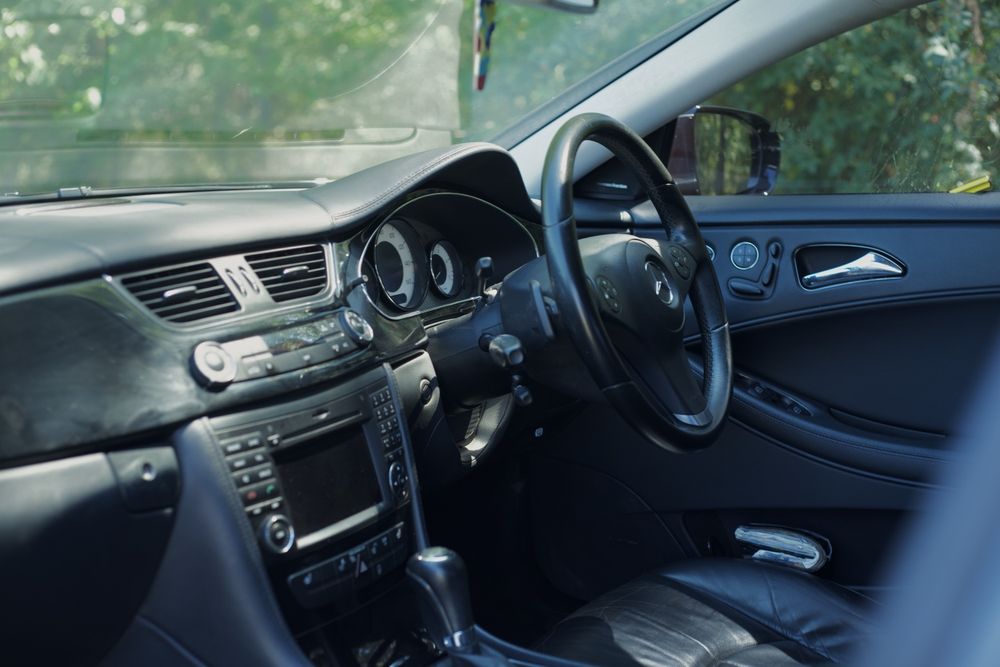 Volan cu padele negru Mercedes E W221, CLS W219