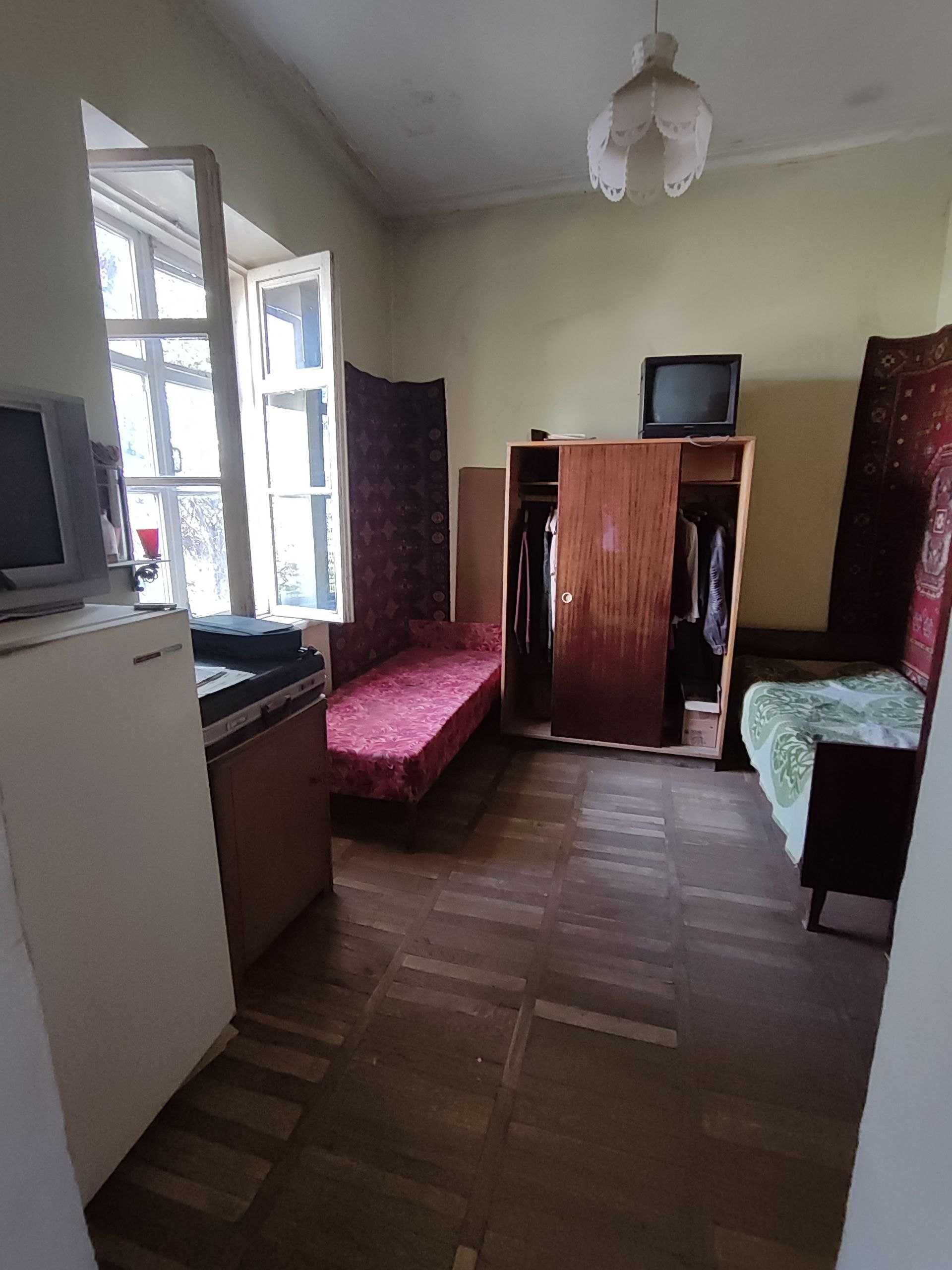 Продам 1/2/2 в Мирабадском районе