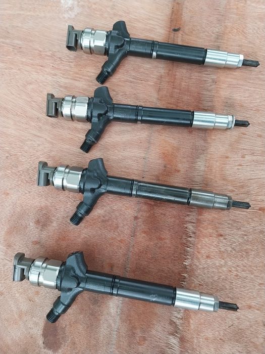 Оригинални Инжектори Denso 23670-0R020 Toyota /Тойота 2.2 D4D 136k.с