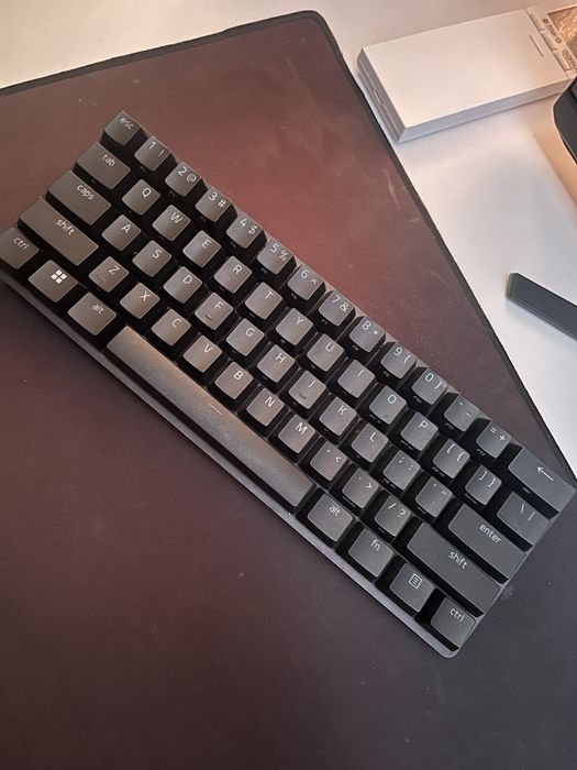 Razer - Huntsman Mini, Optical Purple, черна