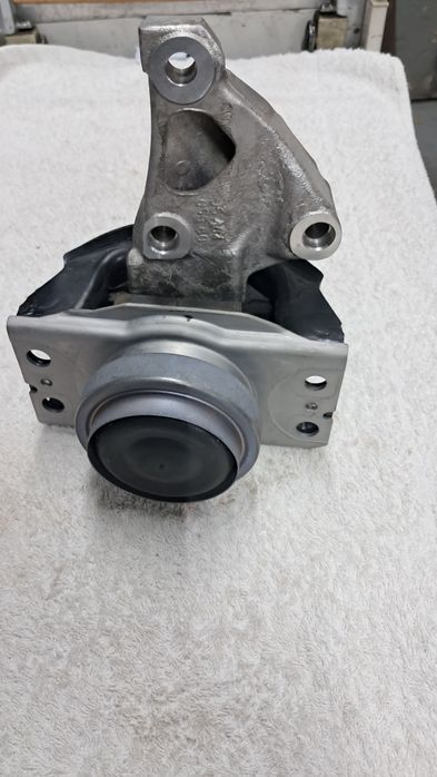 Suport motor Peugeot