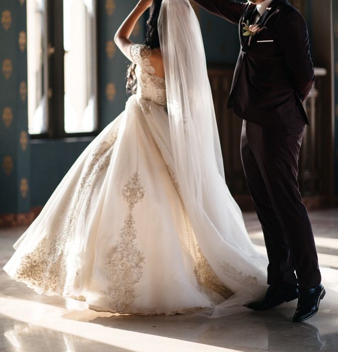Rochie de mireasa spectaculoasă