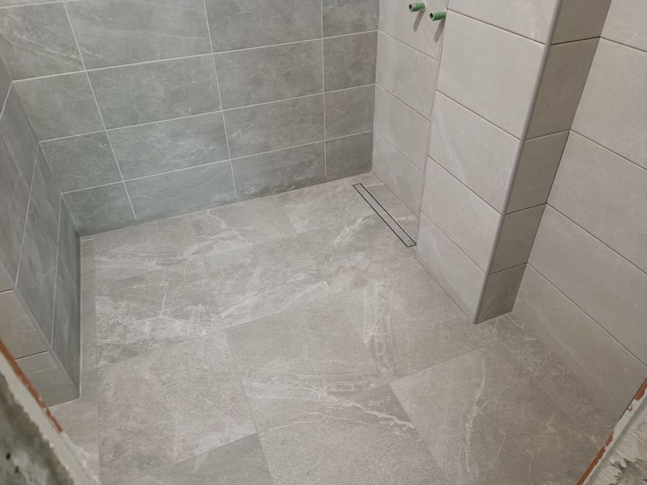 Майстор фаянс, теракот, бани