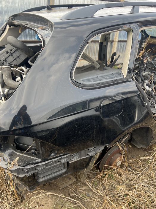 aripa dreapta spate volkswagen golf 5 2008