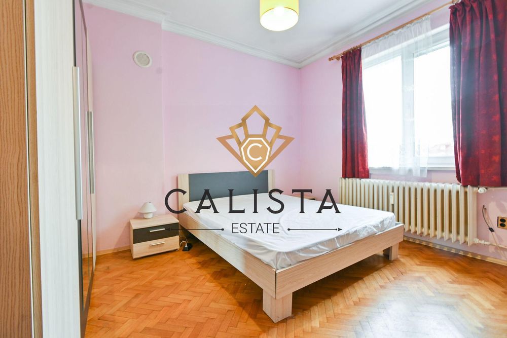 Тристаен апартамент под наем в центъра на София, 2213224