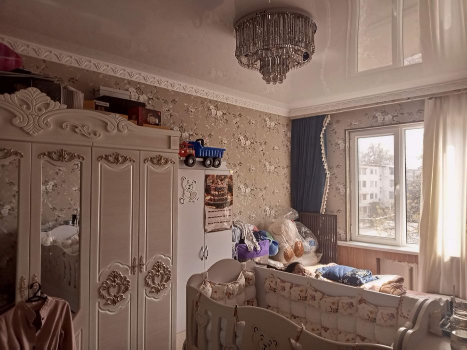 Продается 4-х комнатная квартира