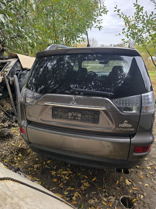 Dezmembrez Mitsubishi Outlander Motor 2.2 Cutie Automată An 2012