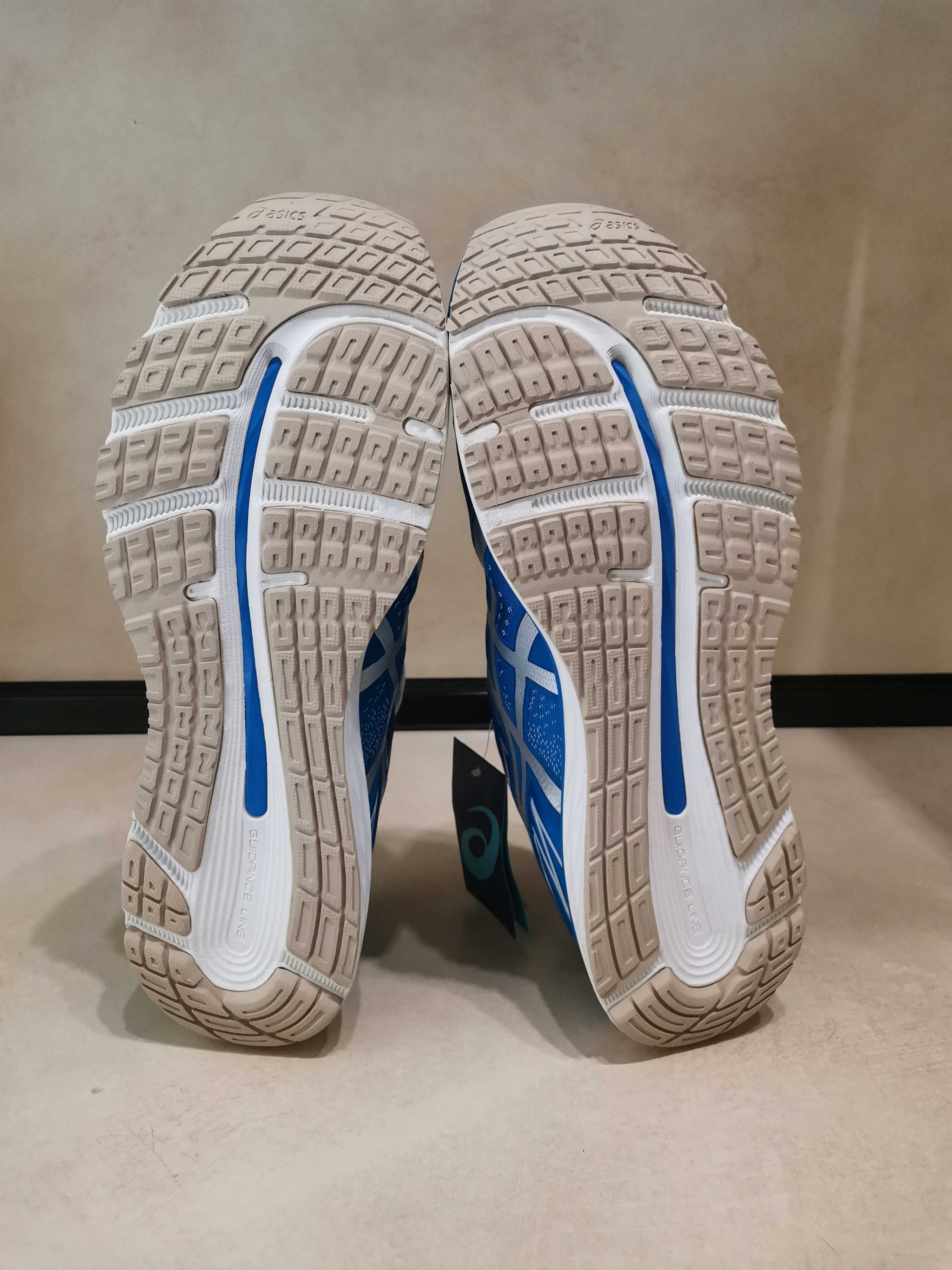 ASICS Gel-Cumulus 21.