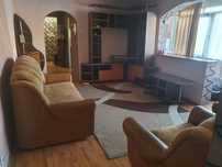 Proprietar/închiriez apartament 3 camere  Ploiești vest parc Aurora