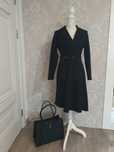 Rochie neagră 38