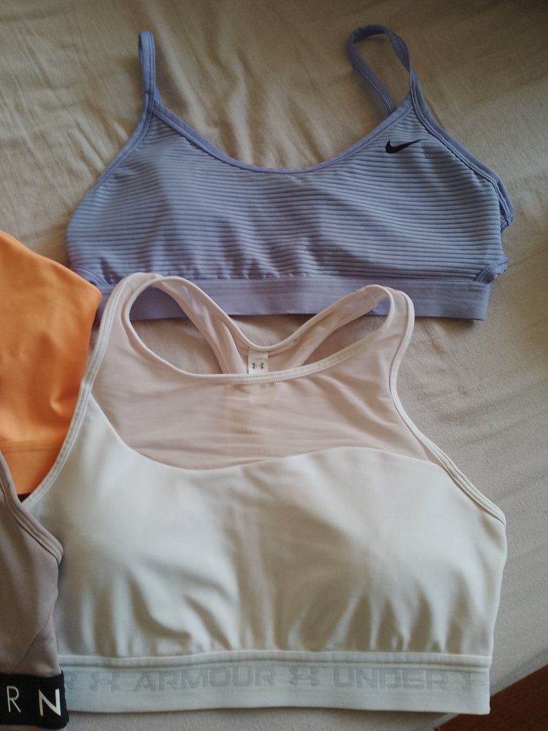 Спортни бюстиета Nike , under armour