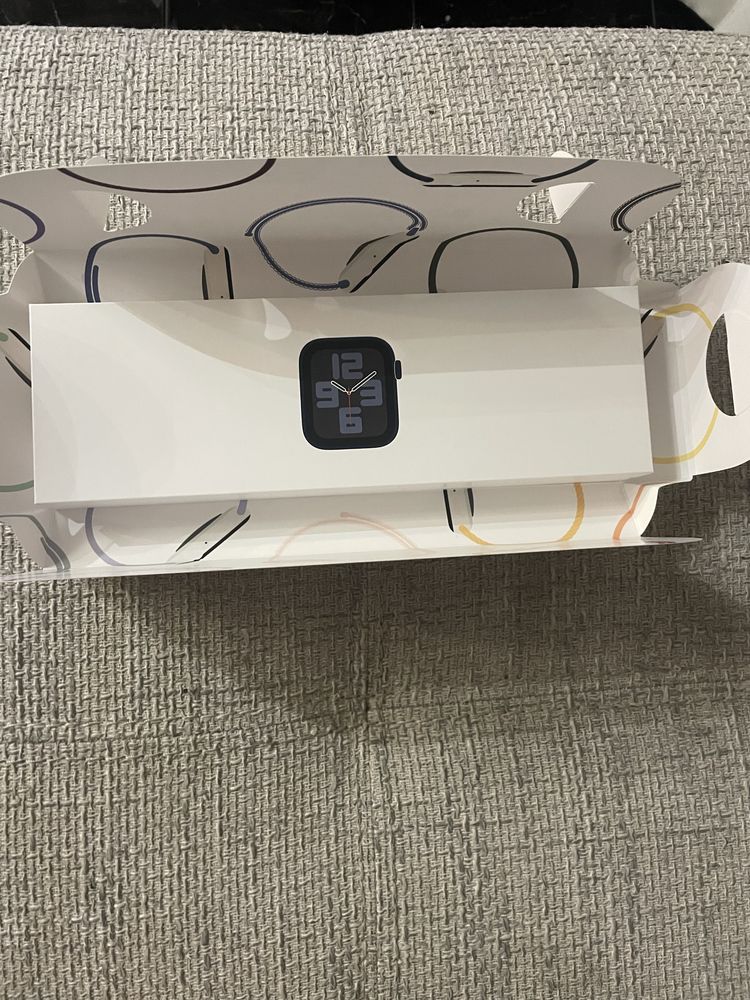 2024 Apple Watch SE Sport Band 2nd generation + протектор