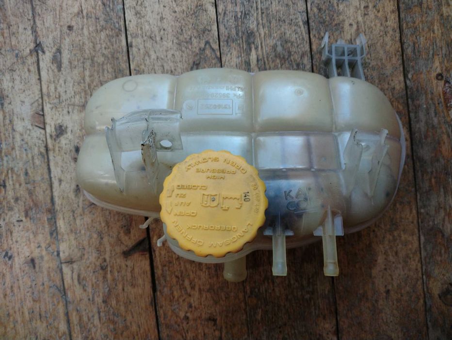 Rазширителен съд за Opel Meriva