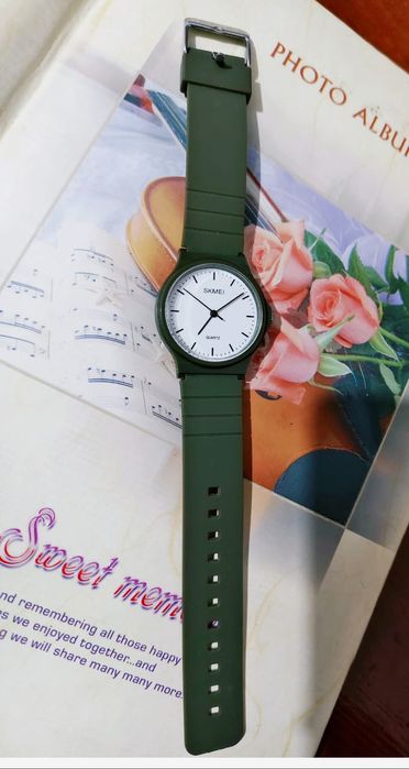 Часы SKMEI продаются