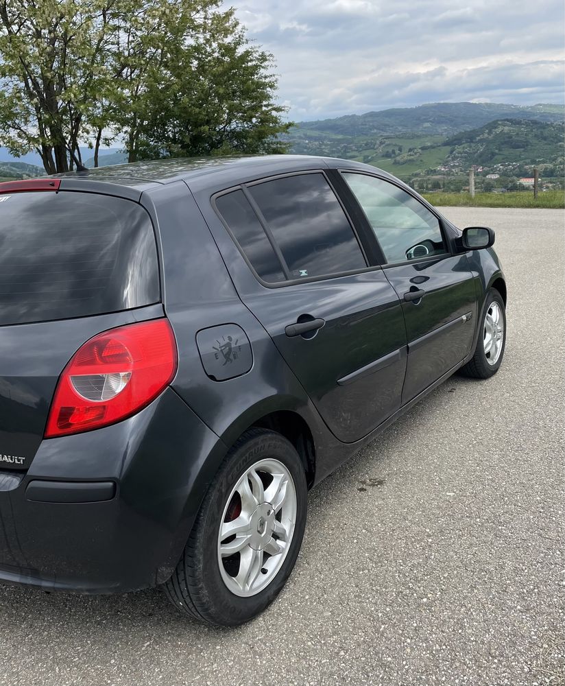 Renault clio 3 1.5 dci