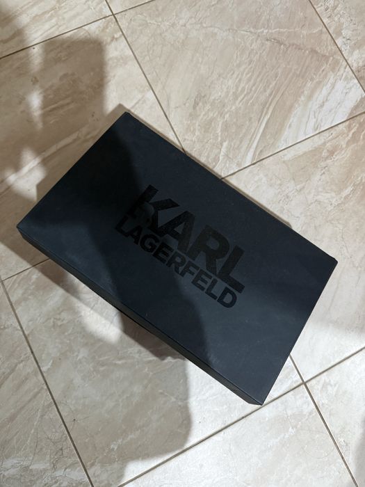 Чисто нови кецове Karl Lagerfeld, размер 39