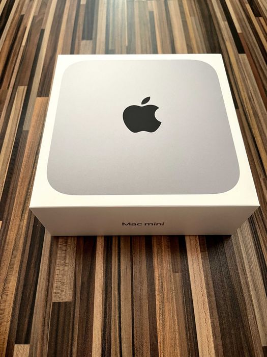 Mac mini M1 , 8GB , 256 GB