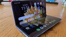 Telefon pliabil Honor Magic v2 512GB, RAM 16gb,grosime 4.7 MM Nou cu g
