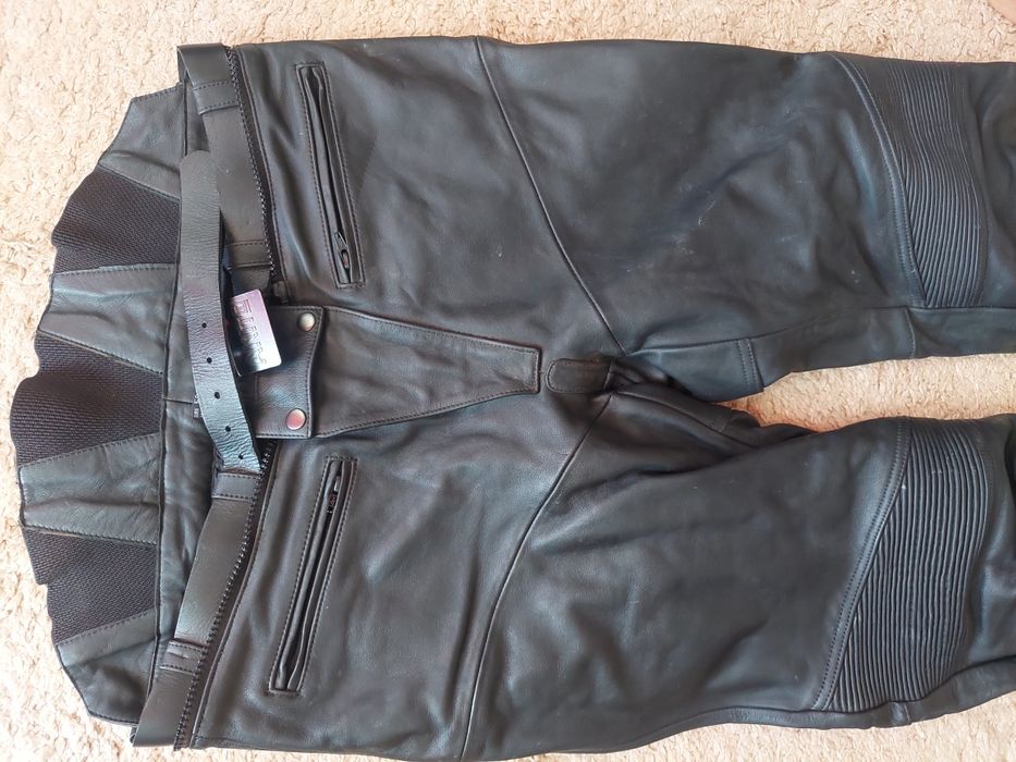 Pantaloni moto,chopper,touring firma Akito ,piele