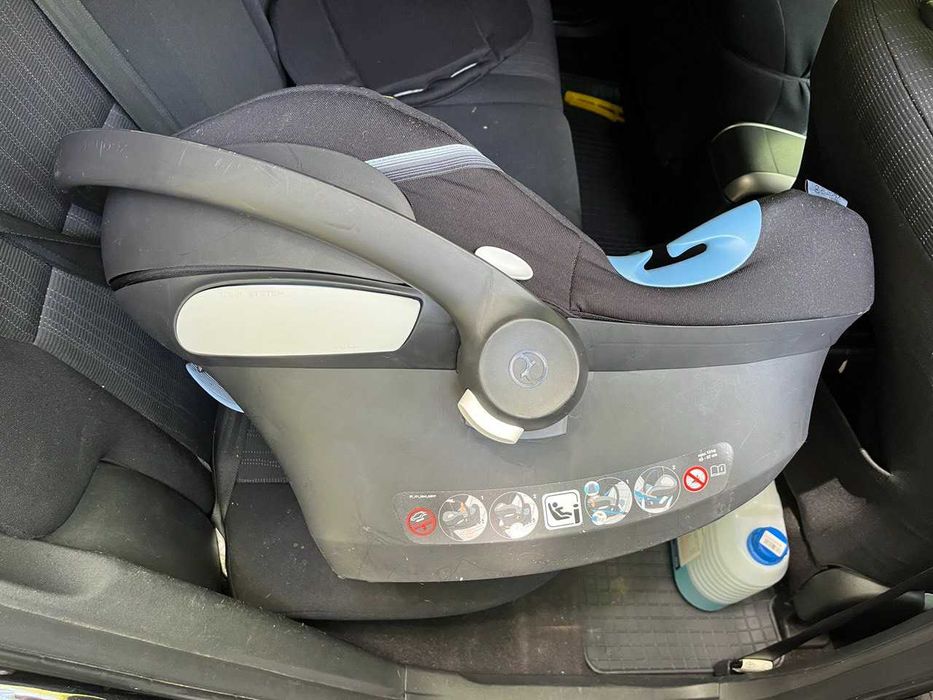 Cybex Aton M-i size, culoare Deep Black