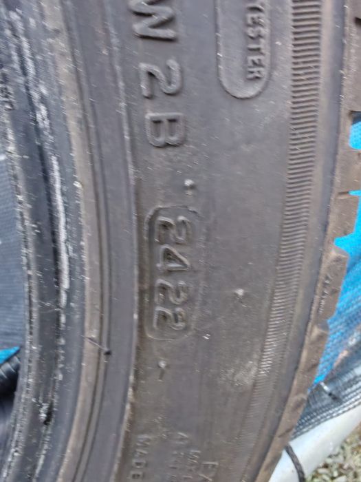 Cauciucuri de vânzare