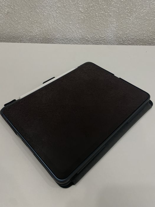 Ipad air 5  64 GB Wifi + apple pencil 2 + husă + folie de sticla