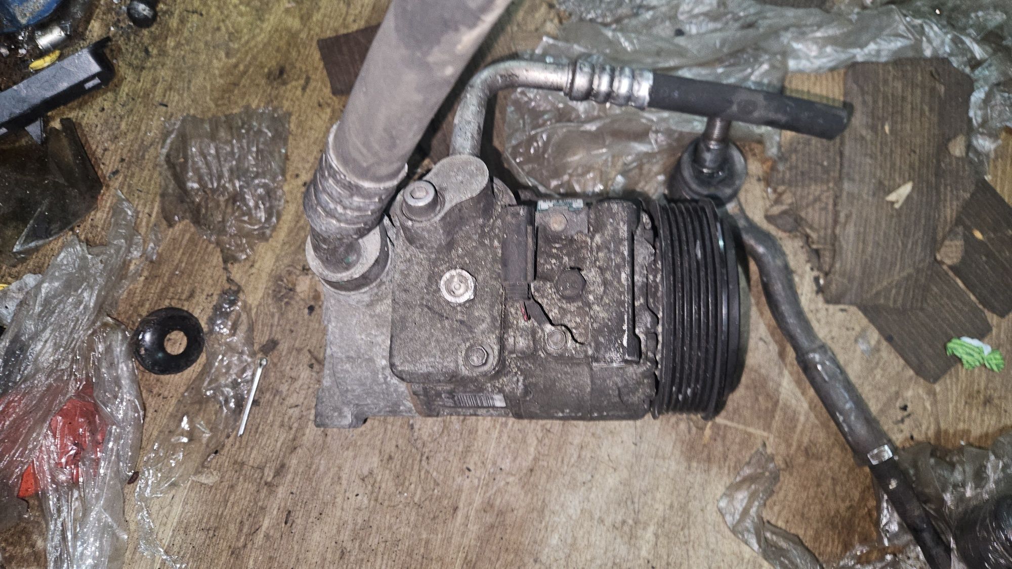 Компресор за климатик за Mercedes c203,c204,clk209,G463