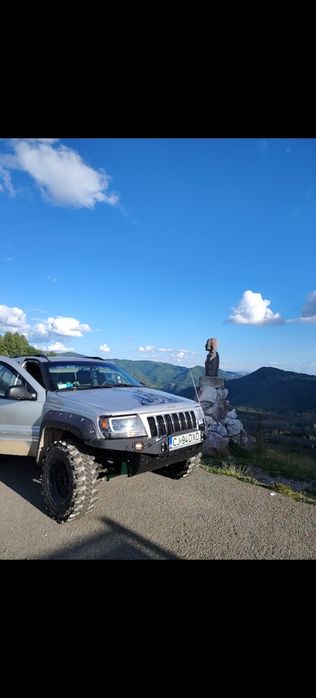 Vând Jeep Grand Cherokee 3.0 m57 300hp