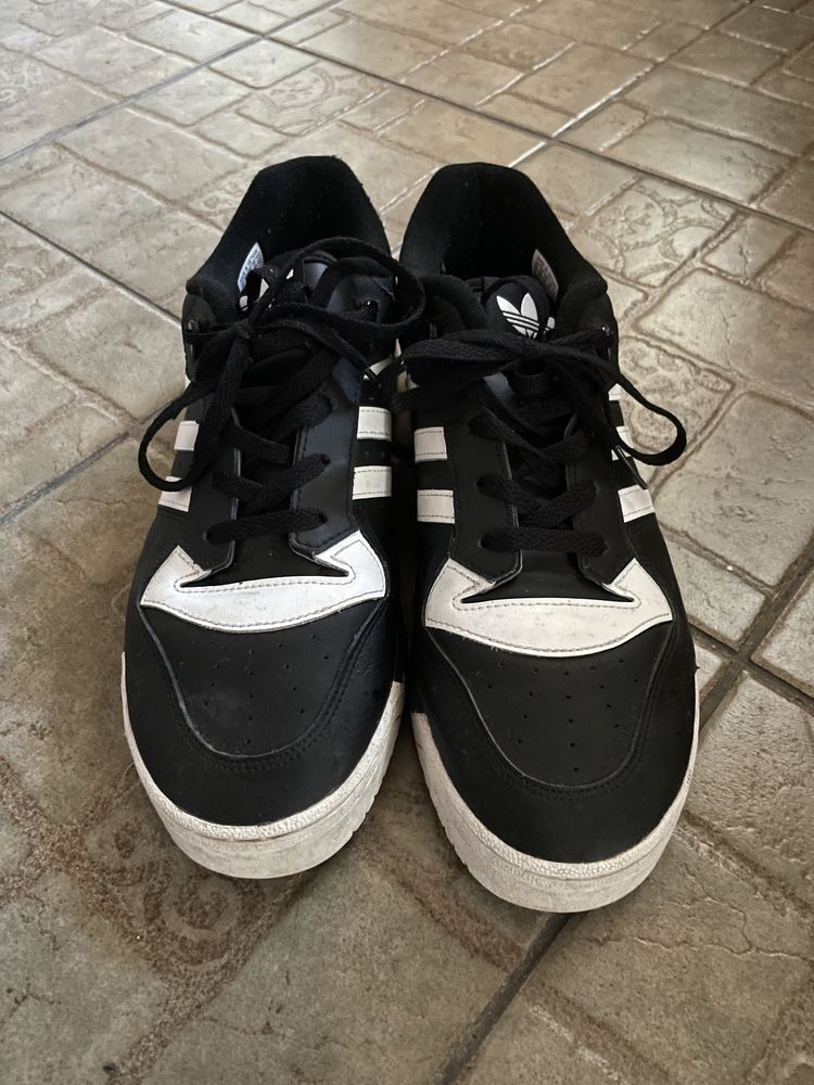 adidas rivalry low black